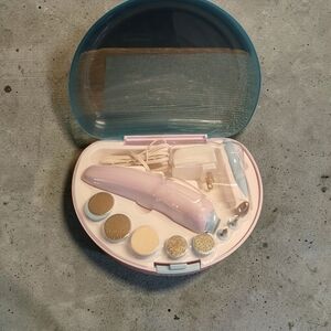 KISS Power File Portable Nail Care Kit - Never Used